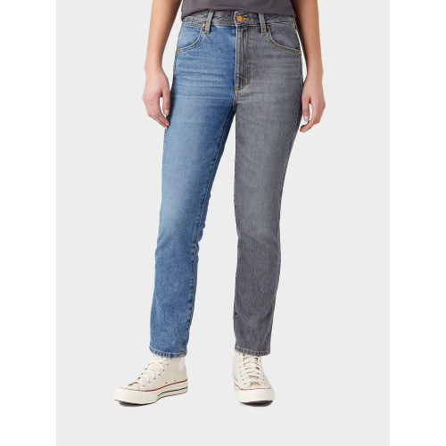 Купить Джинсы женские Wrangler (WALKER TWO TONED) Джинсы женские Wrangler (WALKER TWO TONED)