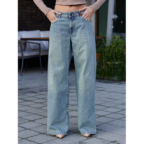 Джинсы женские F5