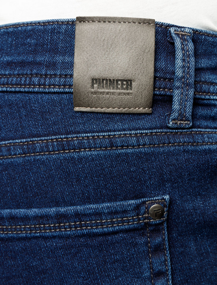 Бренд PIONEER: Инновации и Традиции в Мировой Моде